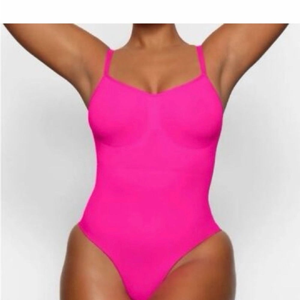 SKIMS Valentines Hot Pink Bodysuit